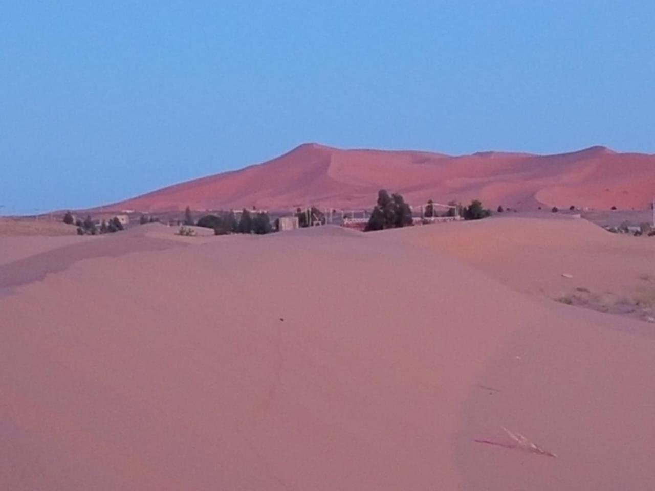 Отель Restcamp Ergchebbi Мерзуга Экстерьер фото