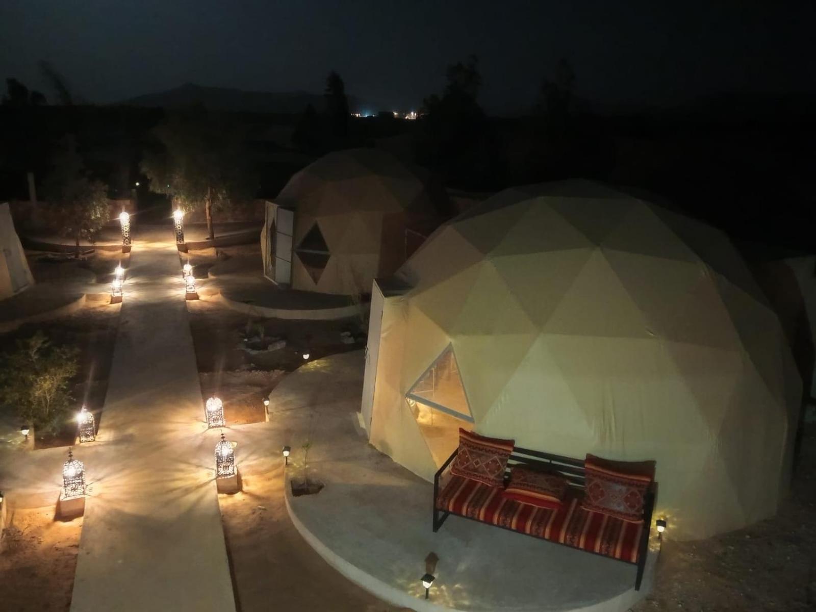 Отель Restcamp Ergchebbi Мерзуга Экстерьер фото