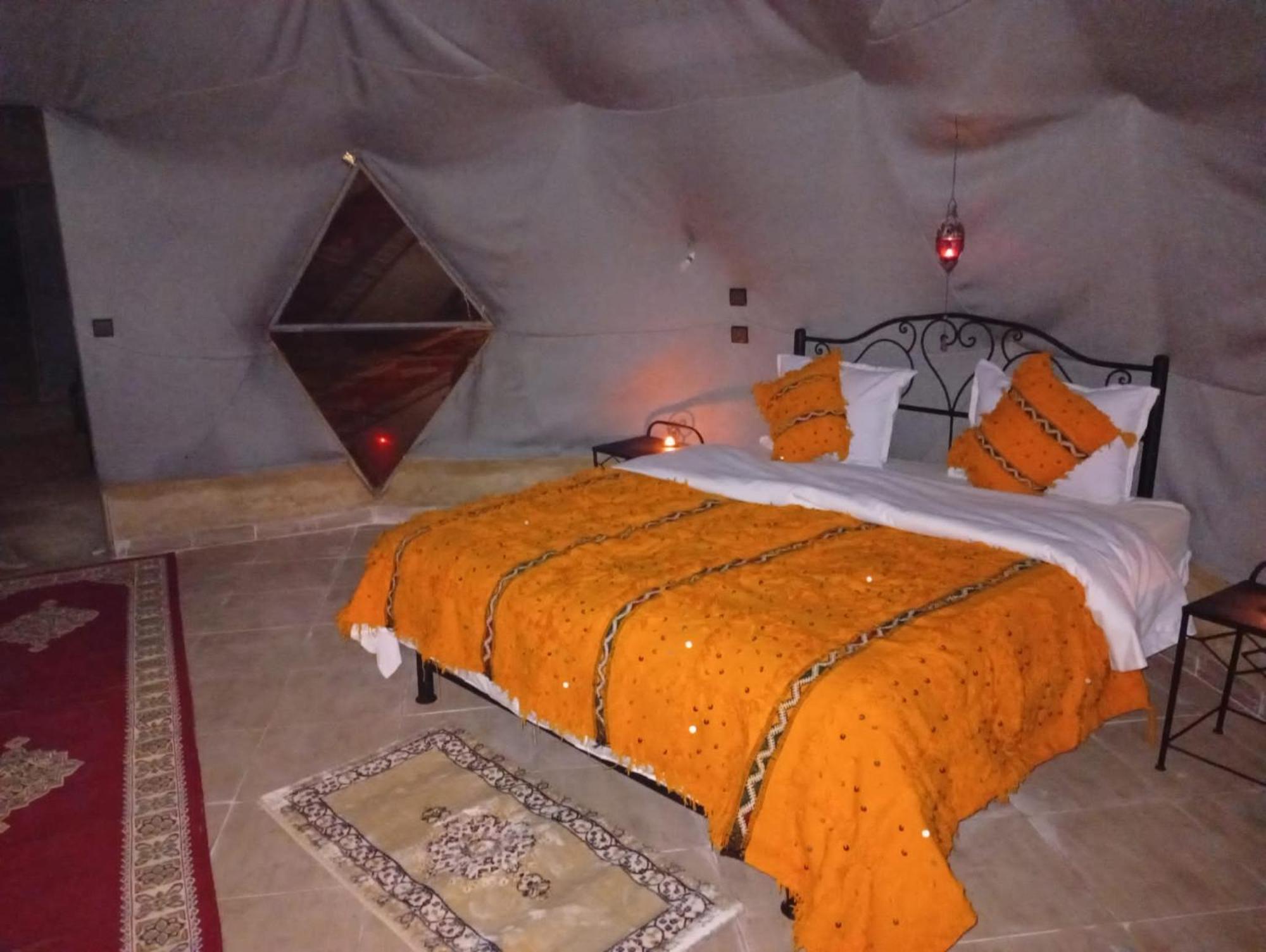Отель Restcamp Ergchebbi Мерзуга Экстерьер фото
